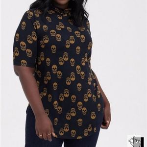 NWT TORRID Skull Turtleneck Tunic Tee Black size 22-24